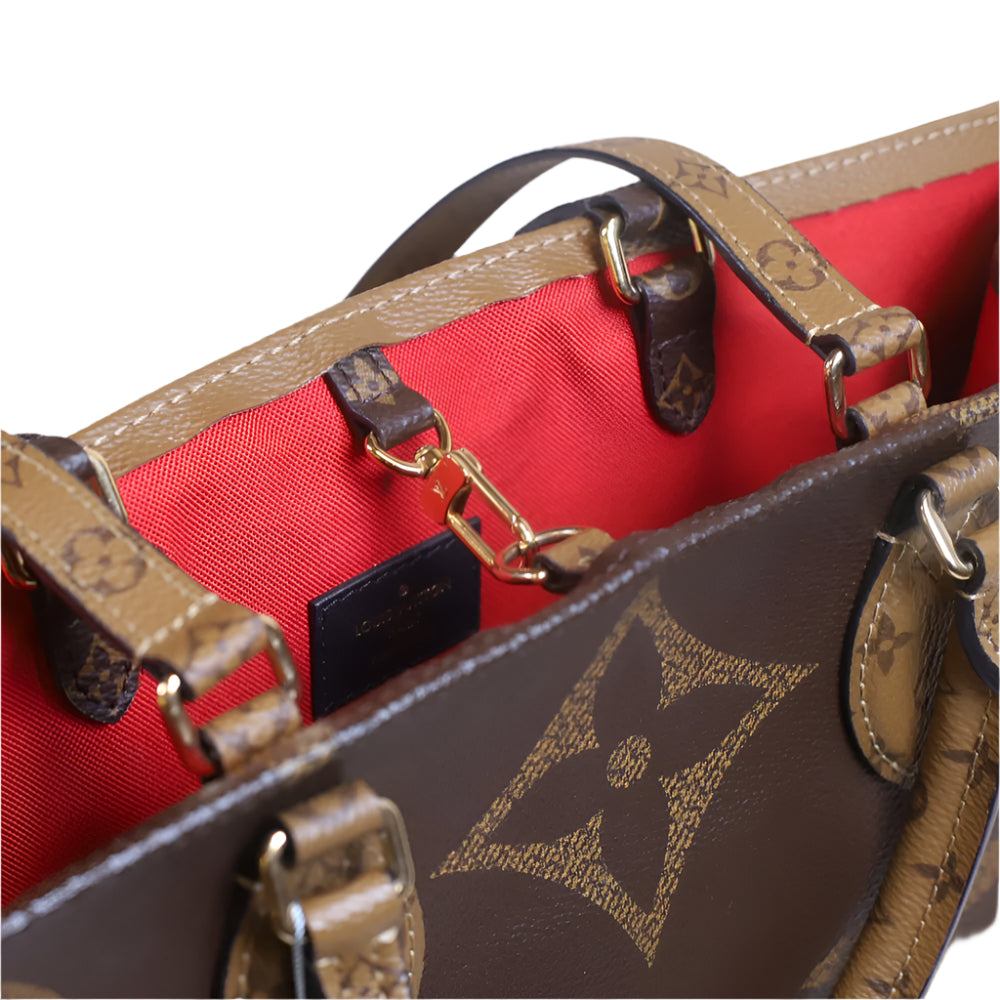 On the Go Reverse Monogram GM