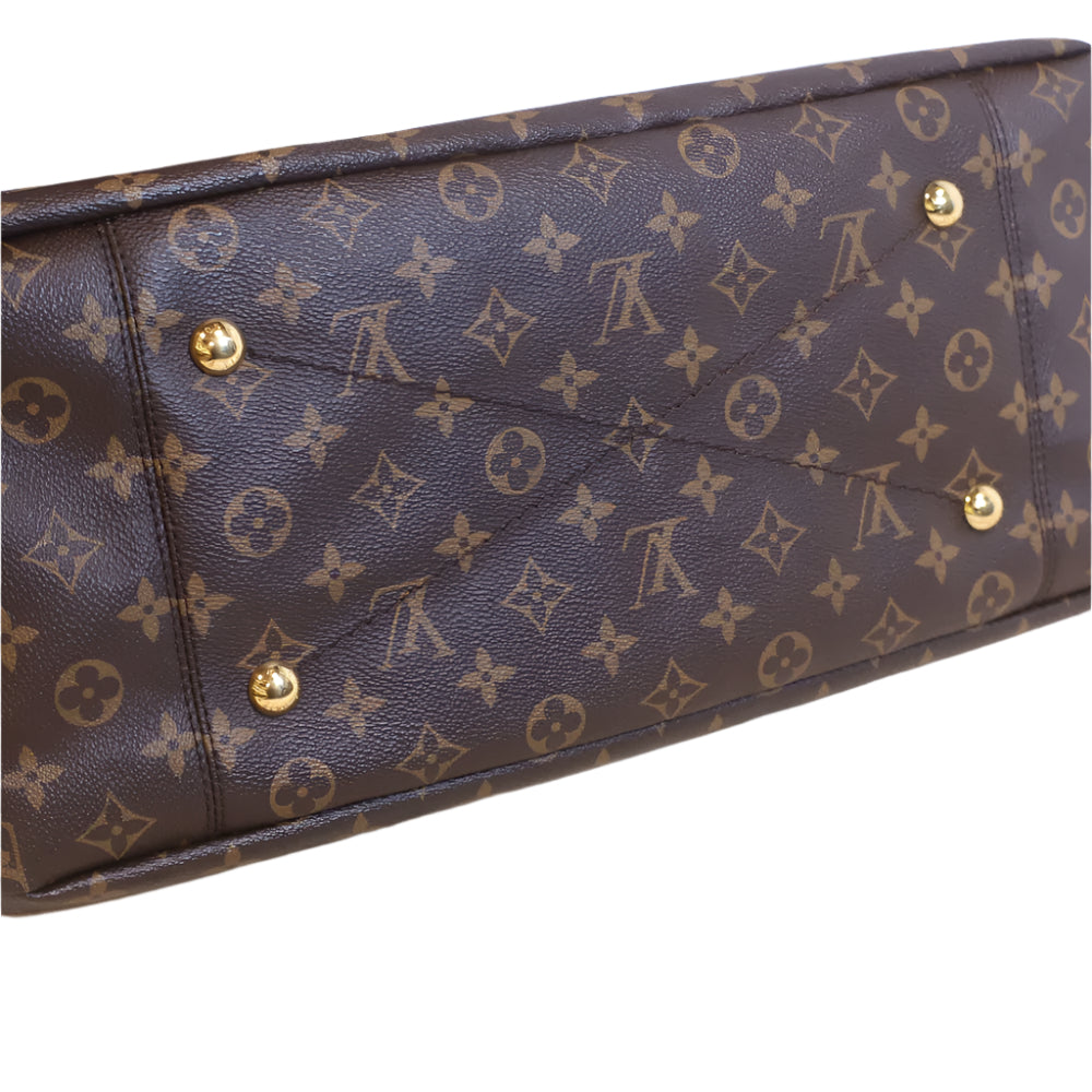Artsy GM monogram canvas