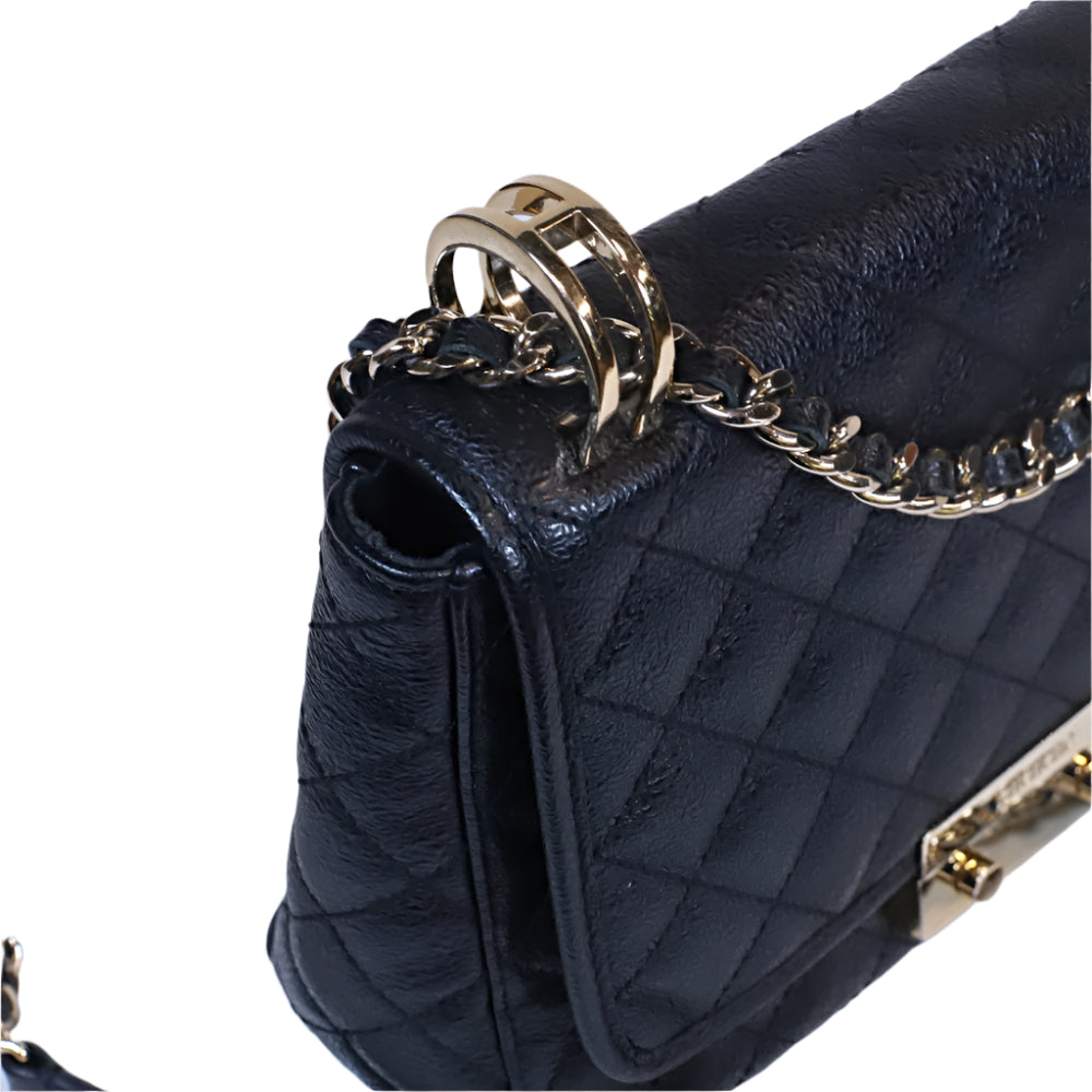 Quilted baret en negro