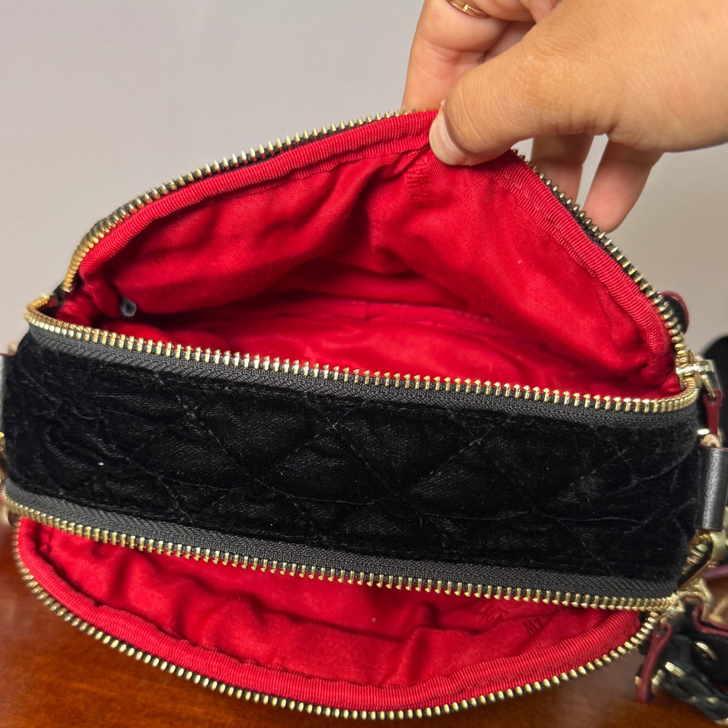 Velvet Crossbody bag negro