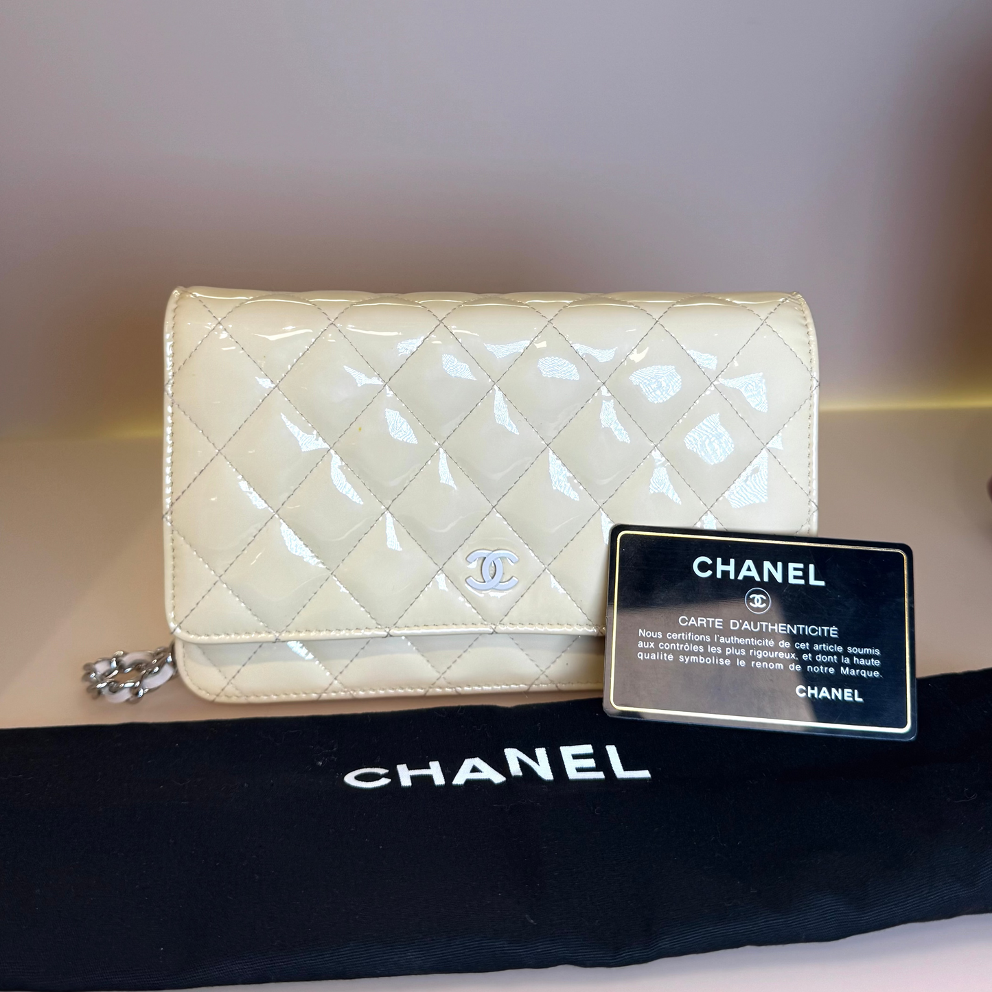 Rabat beige Patent leather and light pink WOC