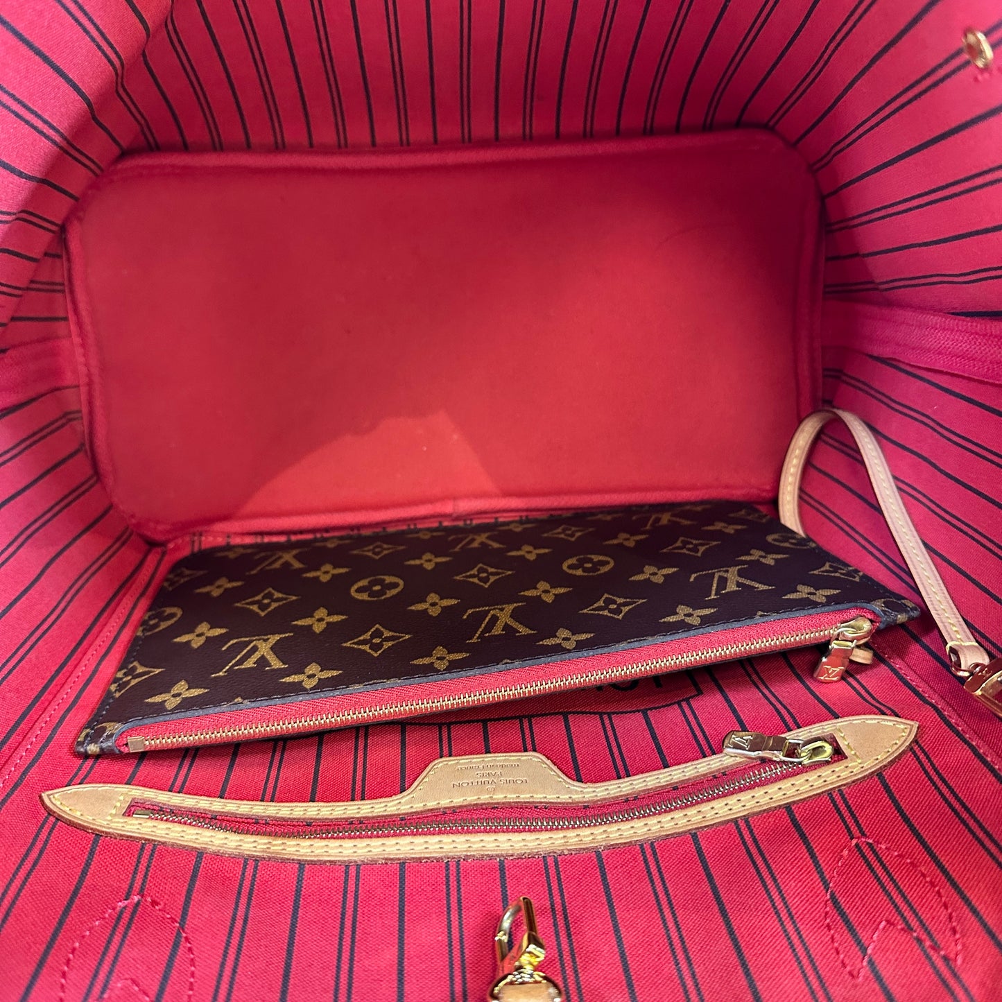 MM Neverfull Monogram Canvas red interior