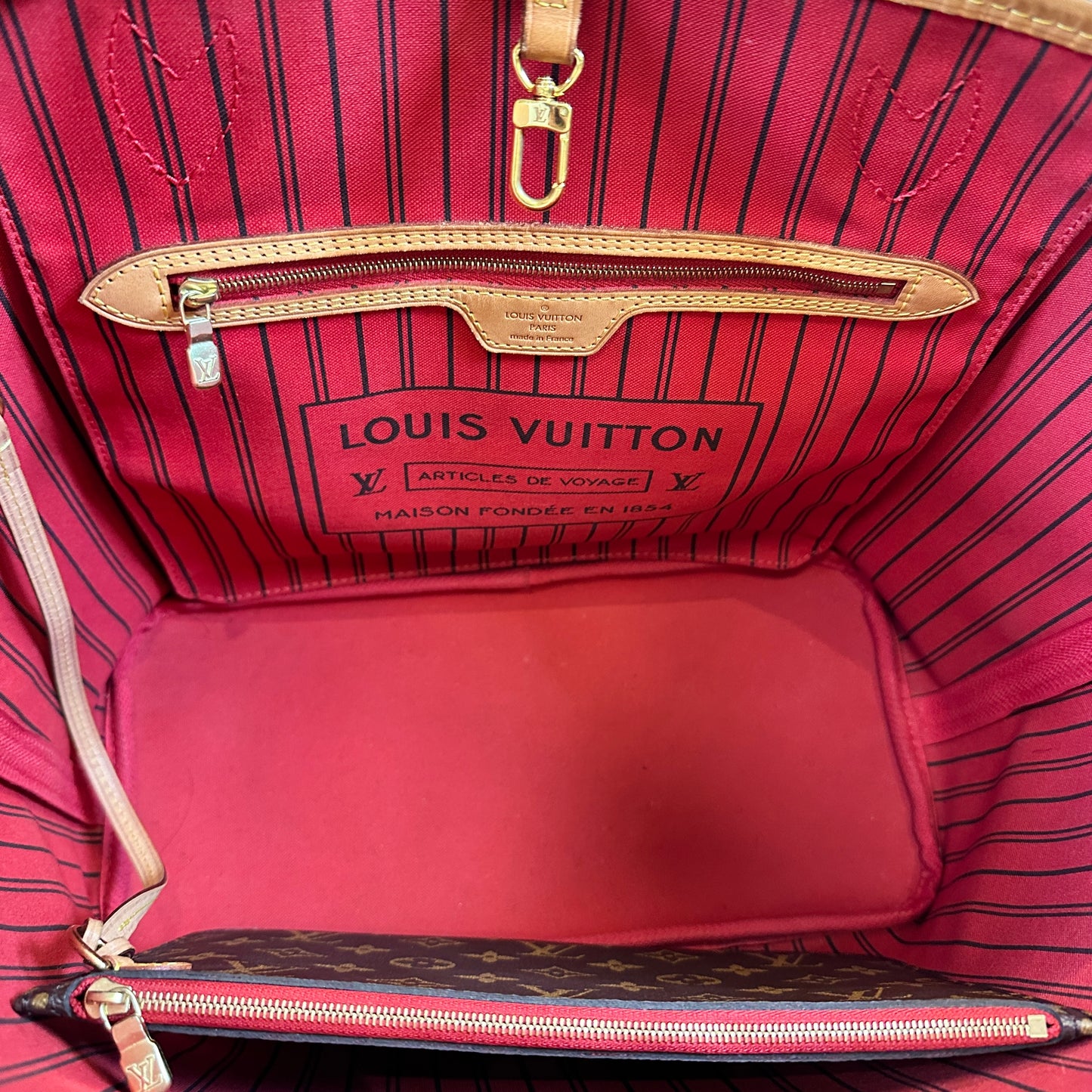 MM Neverfull Monogram Canvas red interior