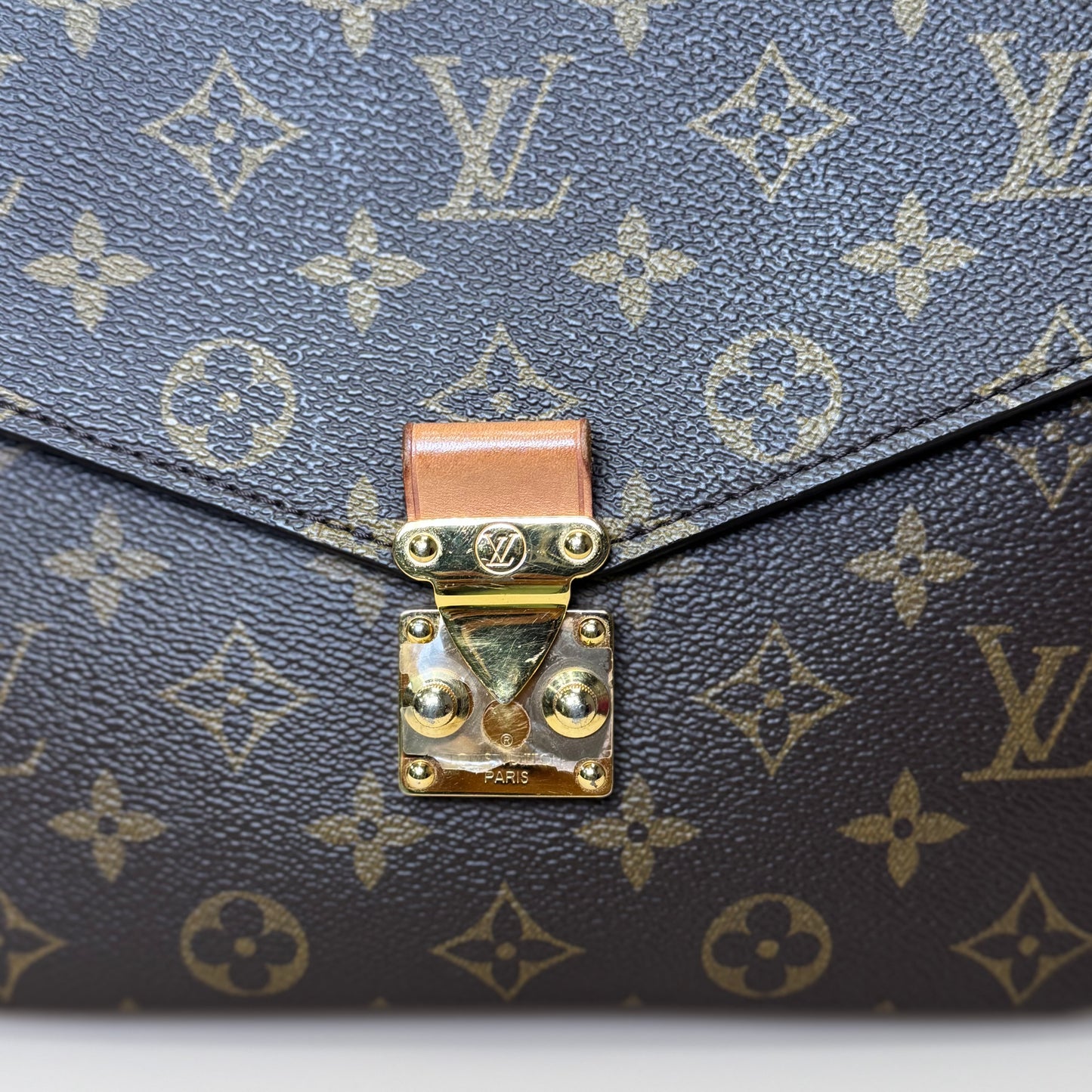 Pochette Metis monogram canvas