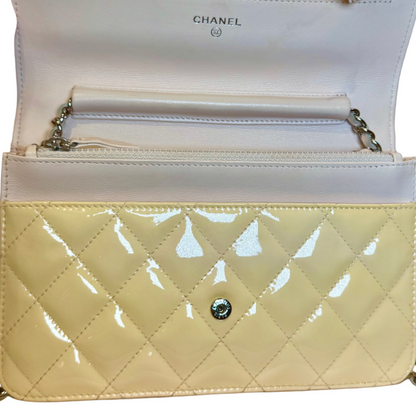 Rabat beige Patent leather and light pink WOC