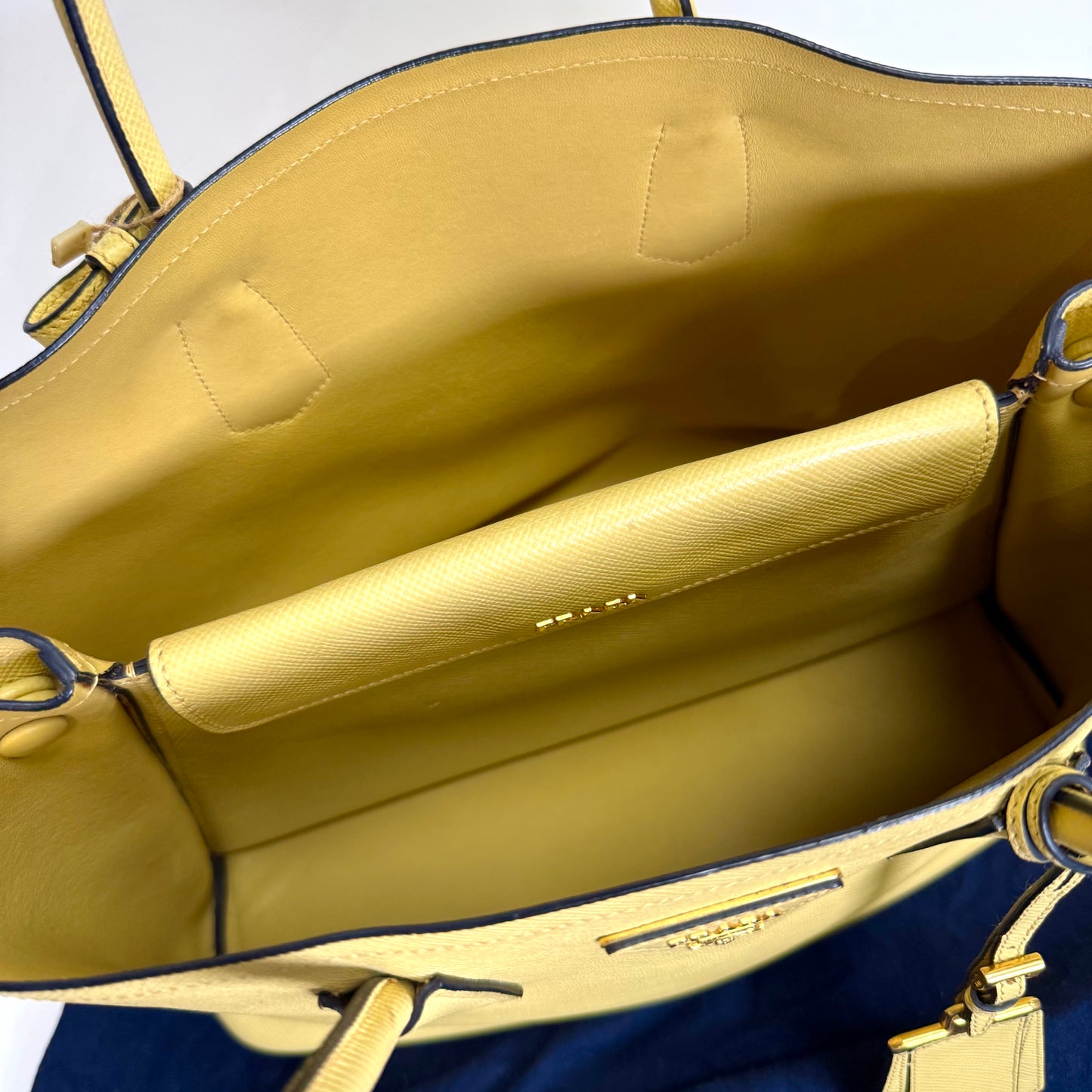 Cuir double tote pale yellow large
