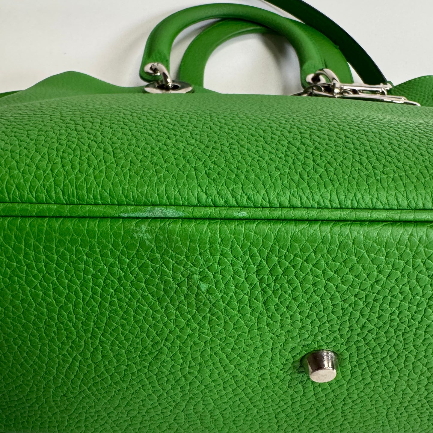 Diorissimo Green pebbled leather Medium