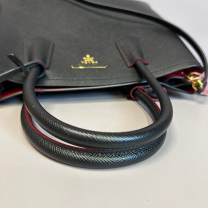 Cuir Black Saffiano leather medium con strap