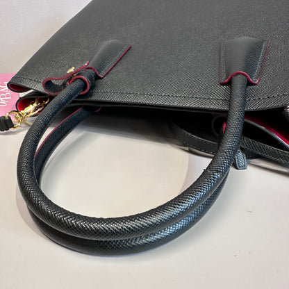 Cuir Black Saffiano leather medium con strap