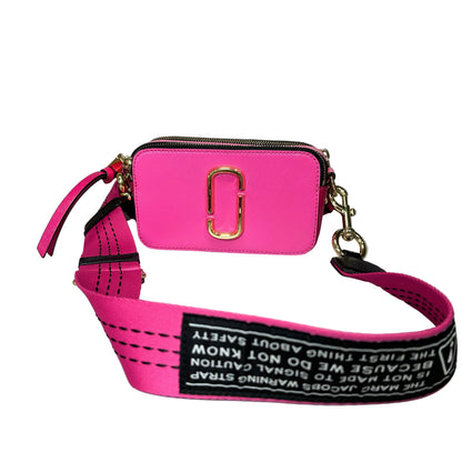 Marc Jacbos Snapshot fucsia