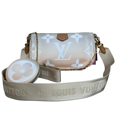 Giant Monogram By the pool Multi-pochette accesories bag