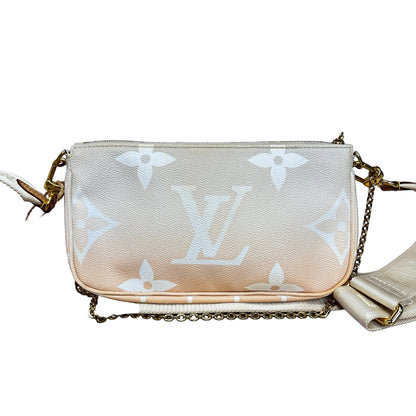 Giant Monogram By the pool Multi-pochette accesories bag