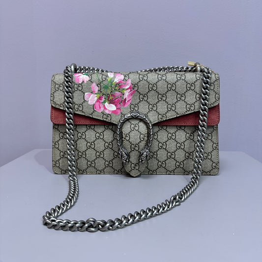 Gucci GG Supreme Blooms Dionysus Shoulder Bag