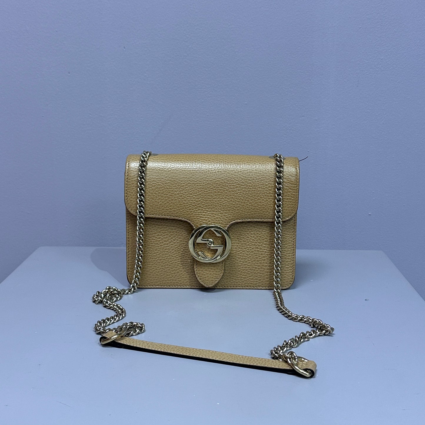 Gucci GG chain shoulder bag Beige