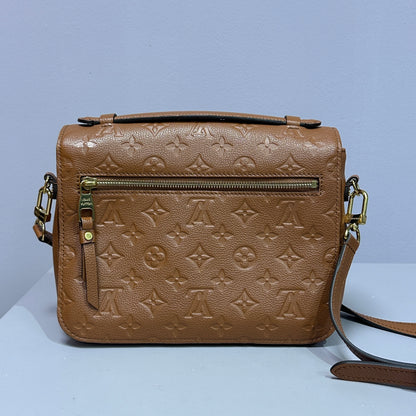 Louis Vuitton Pochette Metis Empreinte Leather Cognac