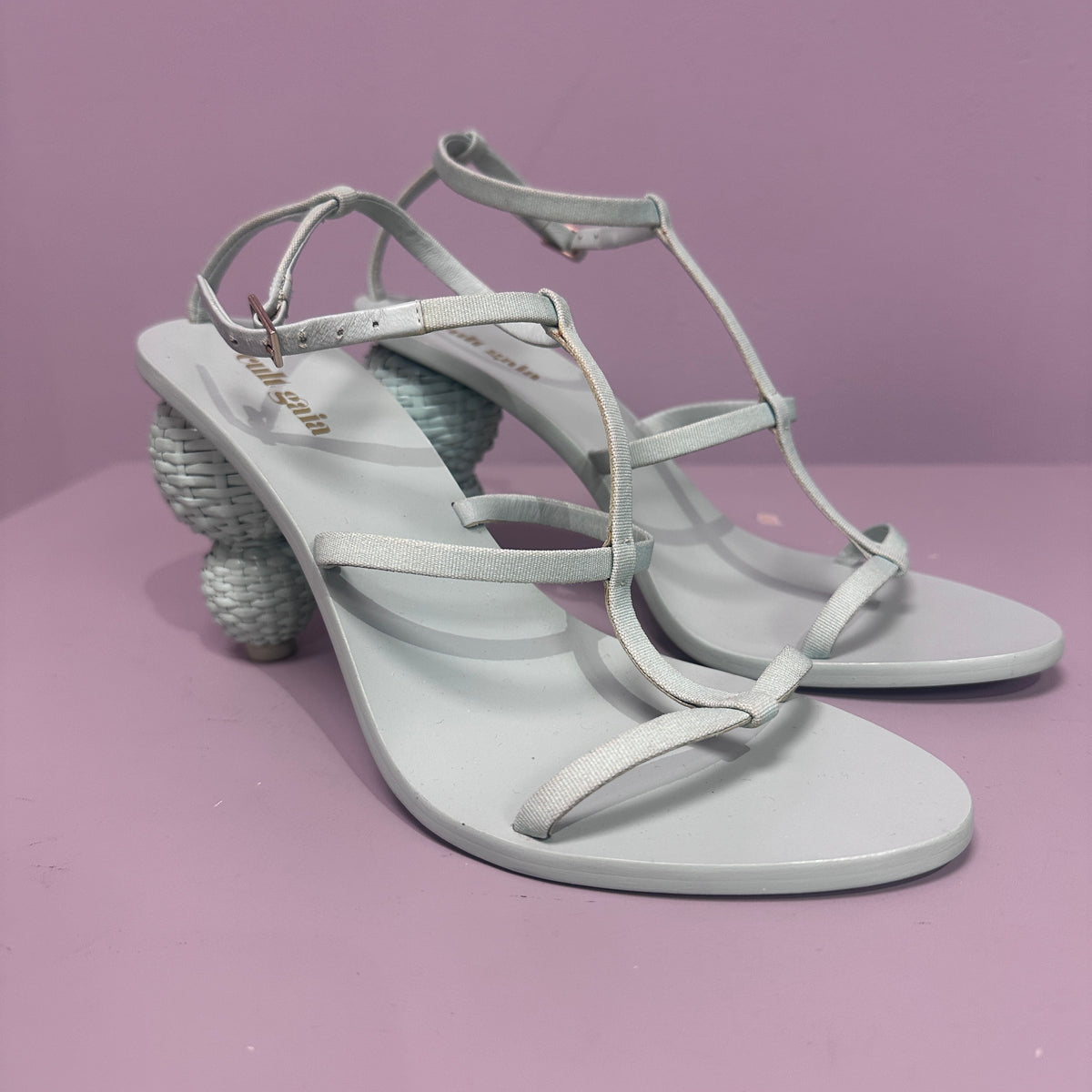 Cult Gaia Sandals color menta talla 7