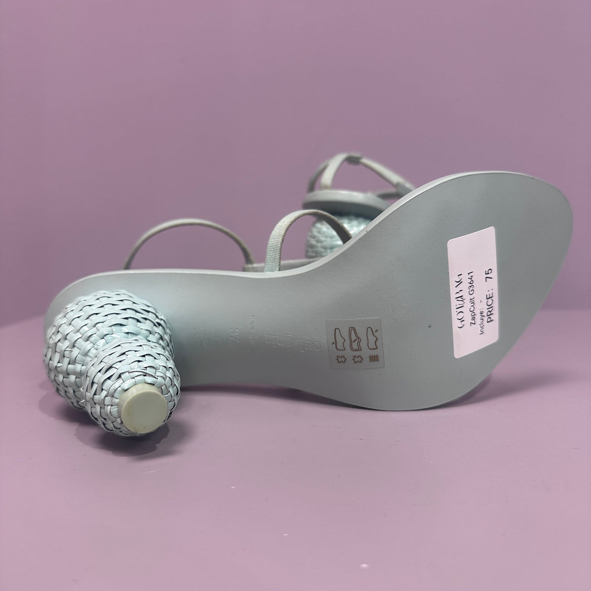 Cult Gaia Sandals color menta talla 7