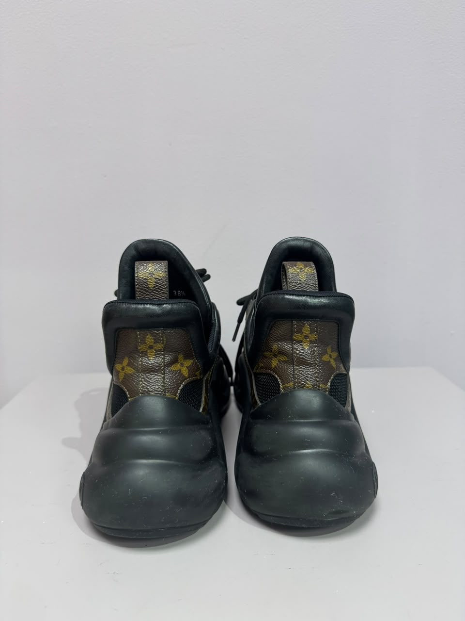 Archlight Sneakers black/monogram canvas 38.5