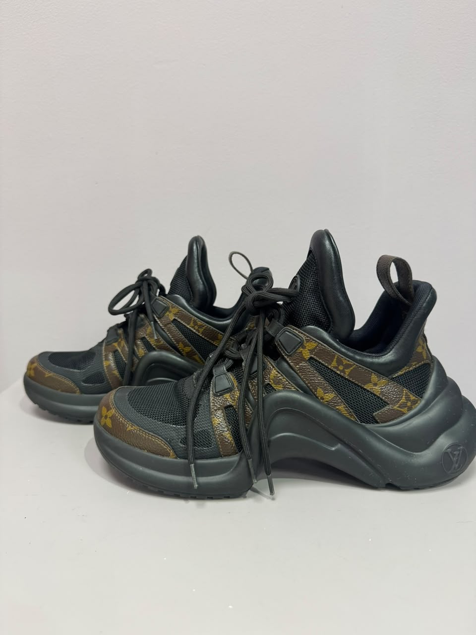 Archlight Sneakers black/monogram canvas 38.5