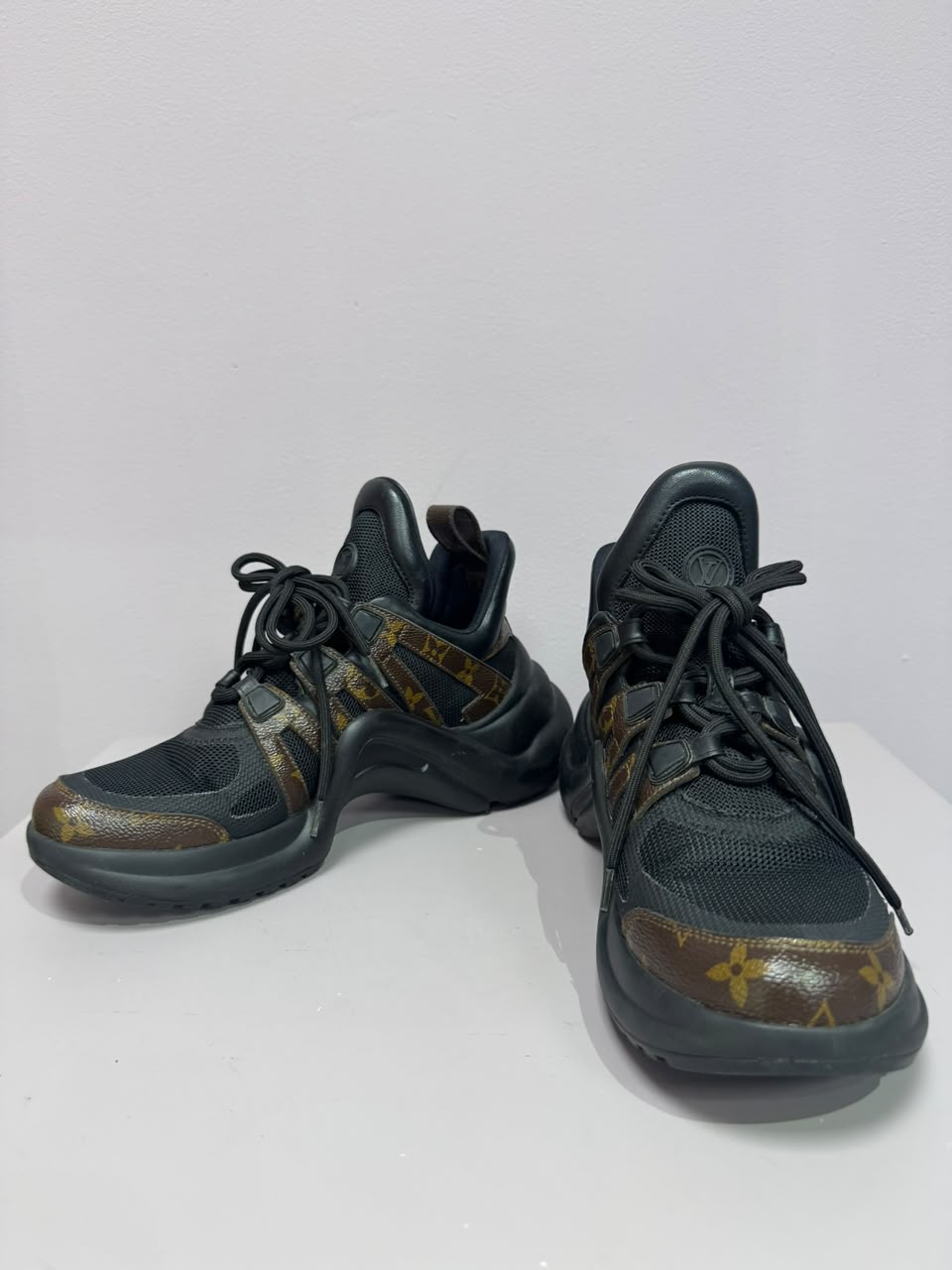 Archlight Sneakers black/monogram canvas 38.5