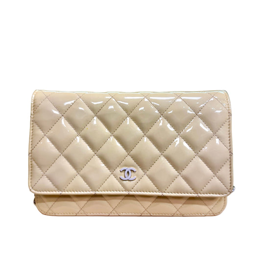 Rabat beige Patent leather and light pink WOC